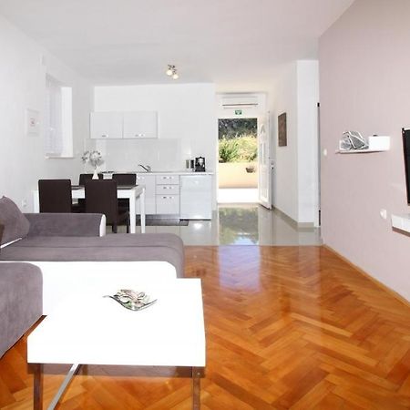 Apartments Dubreta Cavtat Bagian luar foto
