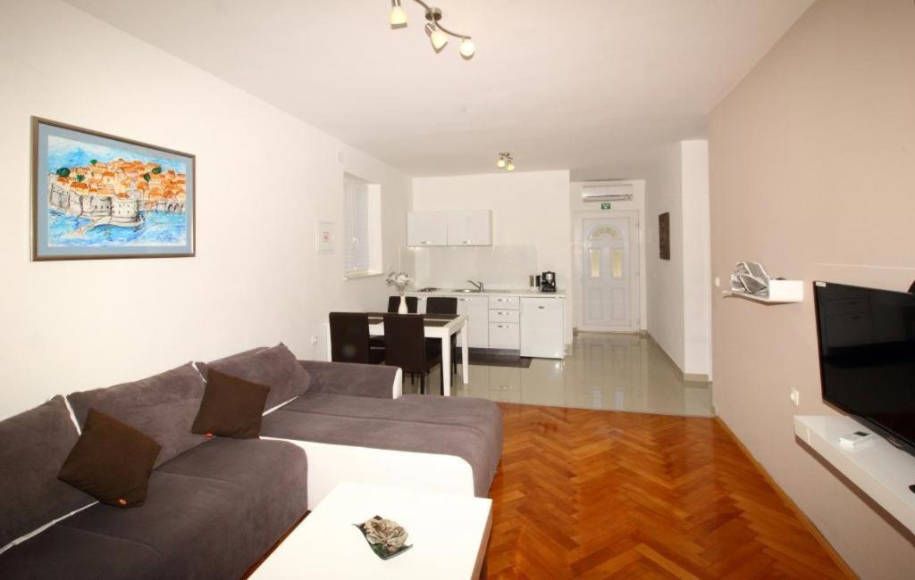 Apartments Dubreta Cavtat Bagian luar foto